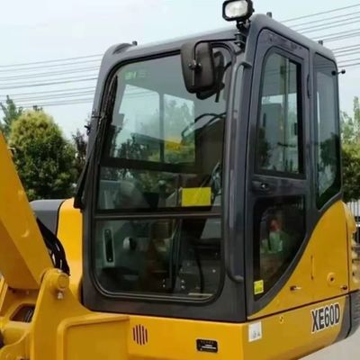 XCMG XE60D kazık makinesi kabininin kalın camı. Ön / Yan / Arka Pencere Değiştirme Paneli.