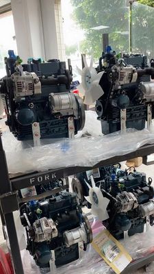 D782, D782-ET05_CN4 Kubota Kazı makinesi için dizel motor